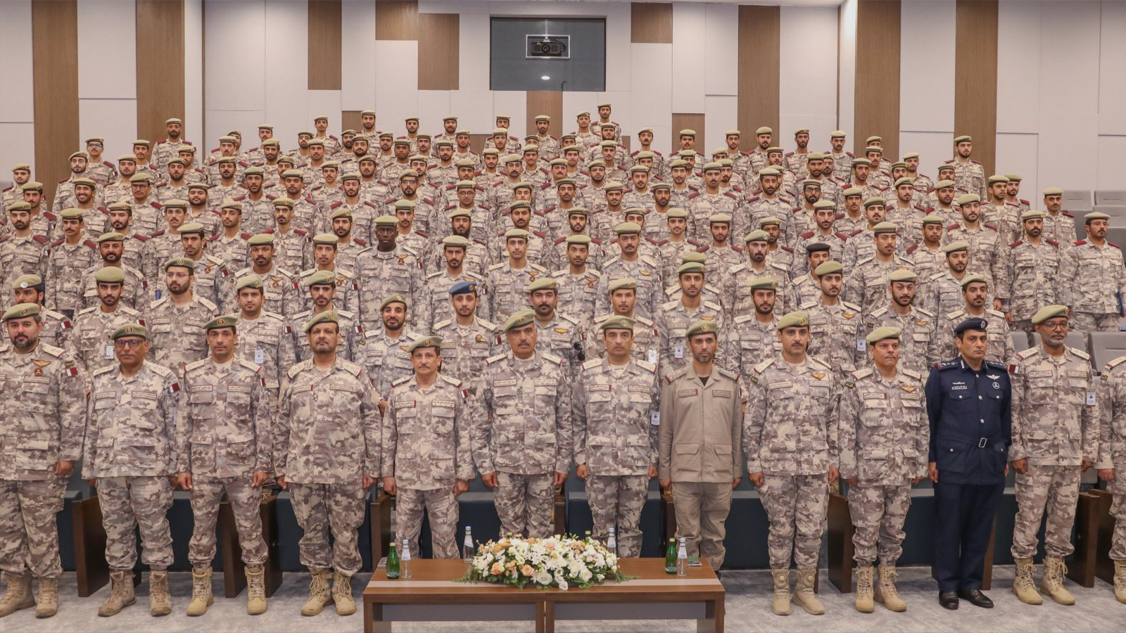 مدرسة الإشارة وتقنية المعلومات تحتفل بتخريج دورة الدبلوم التقني للعلوم الهندسية للجامعيين