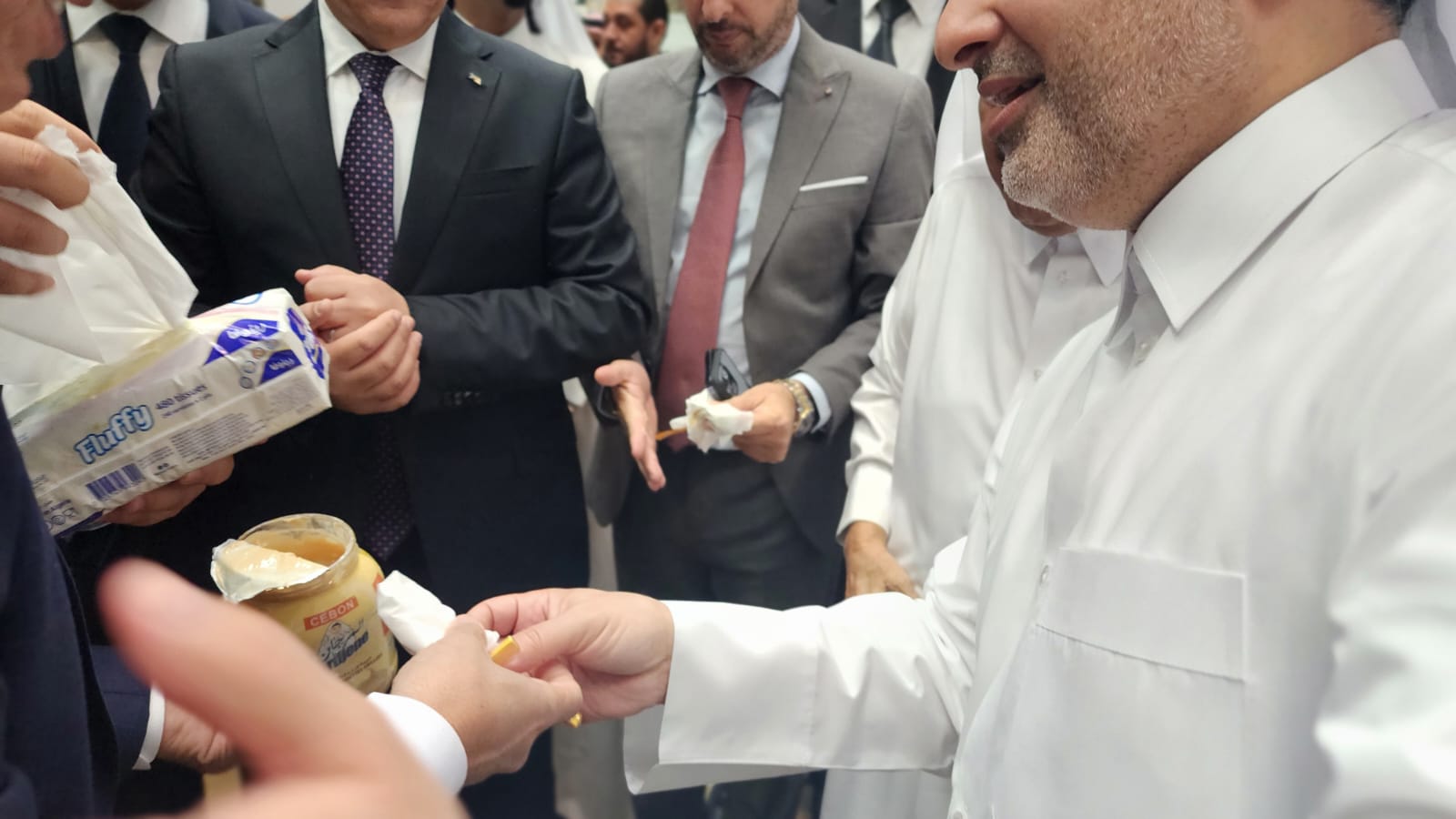 تذوق شكولاتة المرجان 