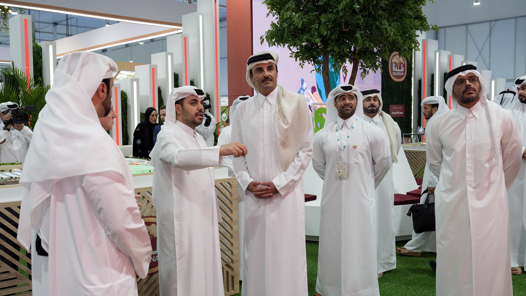 سمو أمير قطر يزور معرض قطر الزراعي الدولي 2025