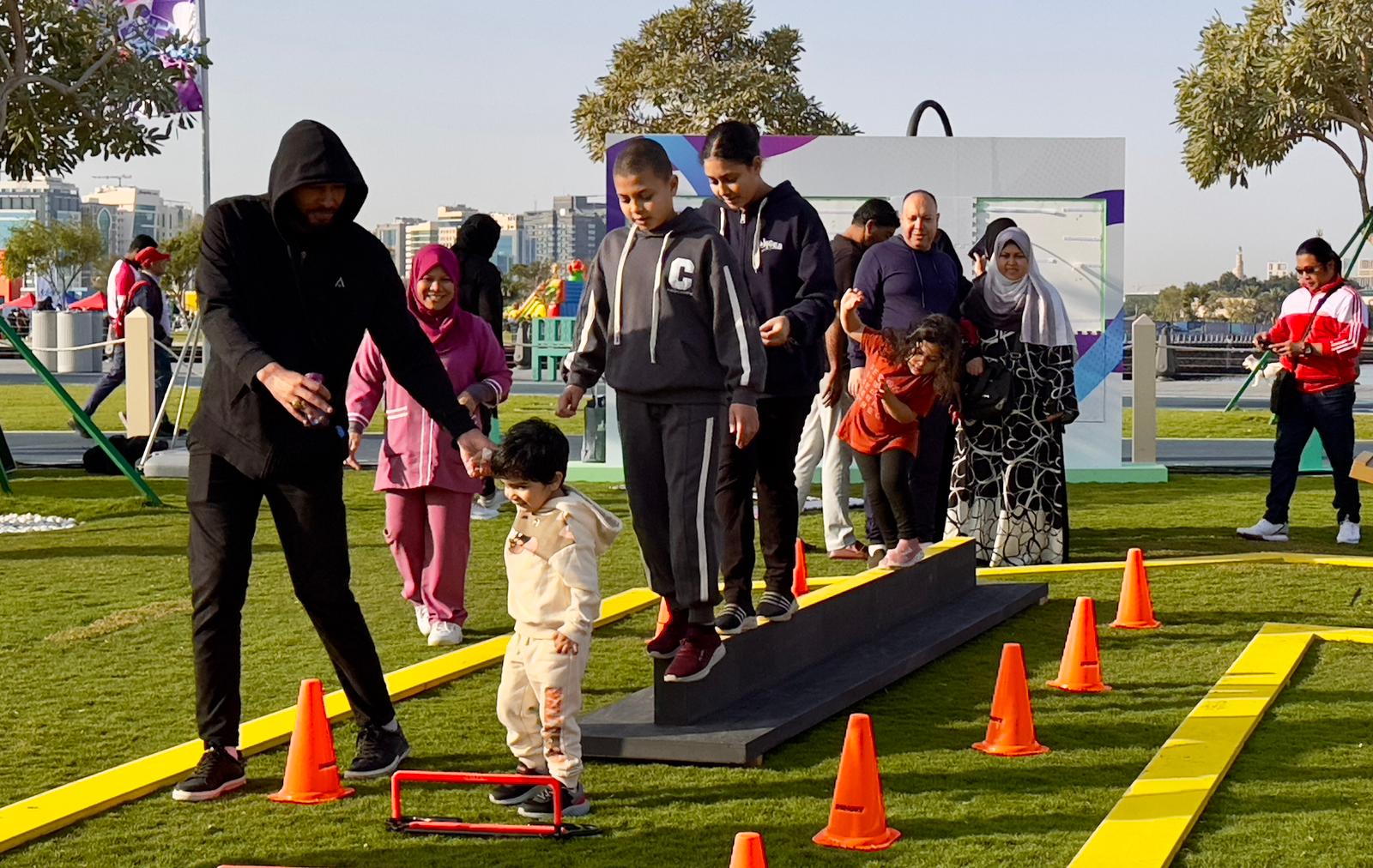 مشاركة لولوة الخاطر في اليوم الرياضي للدولة 
