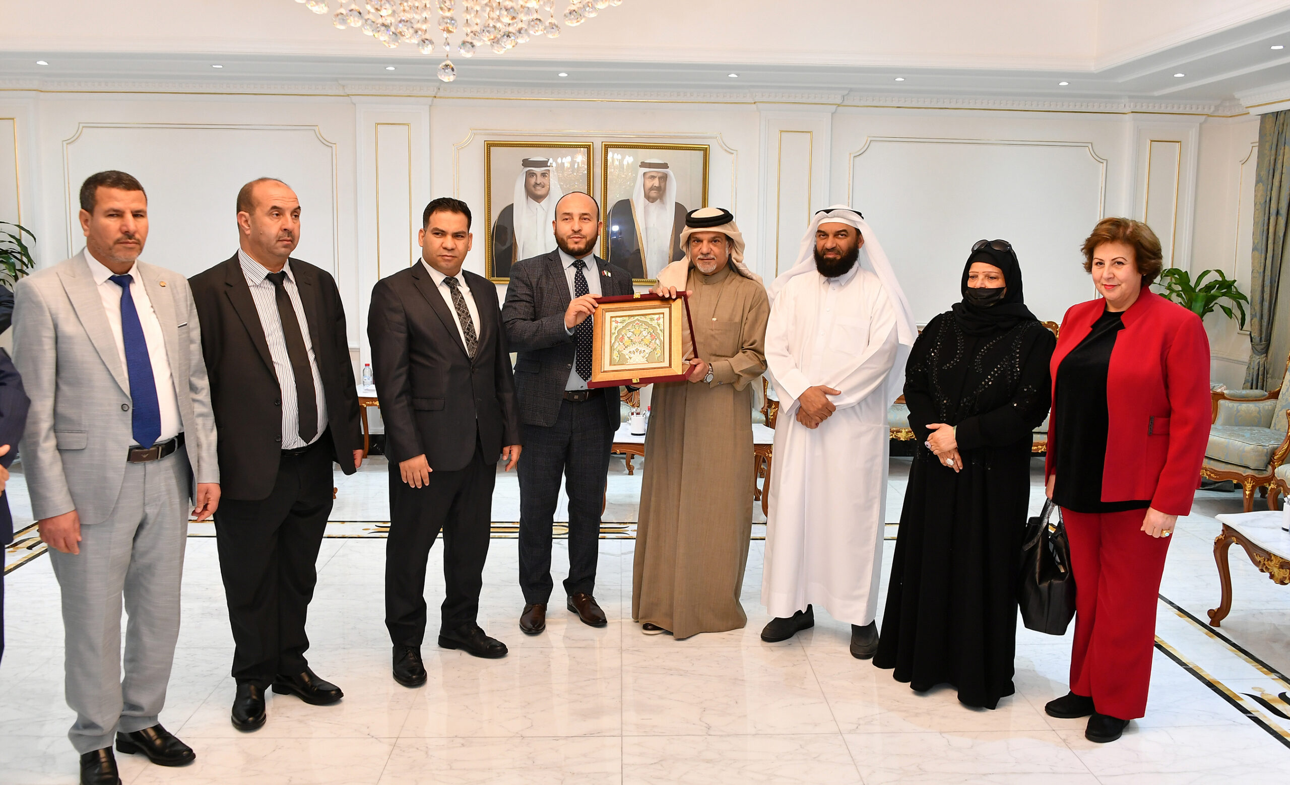 غرفة قطر تستضيف وفدًا برلمانيًا جزائريًا