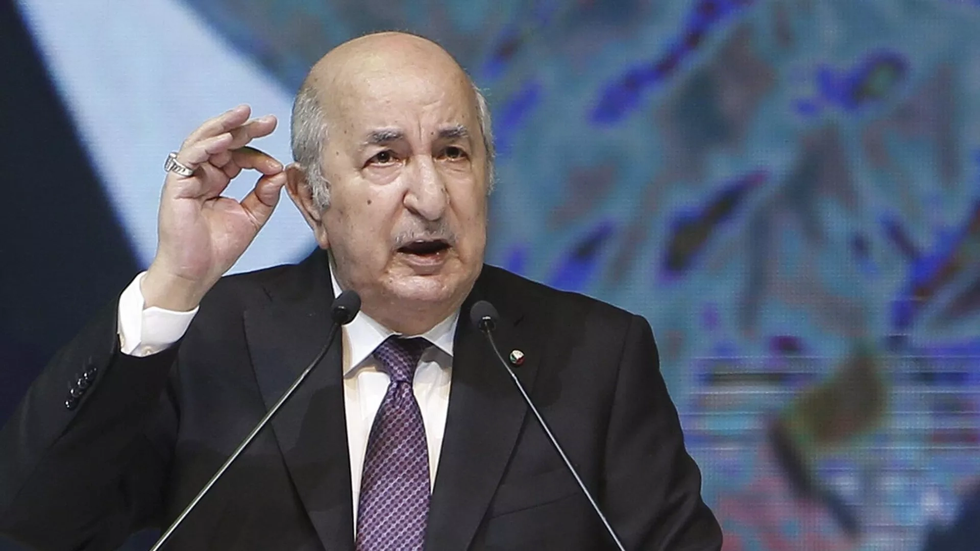 الجزائر تغيب عن القمة العربية