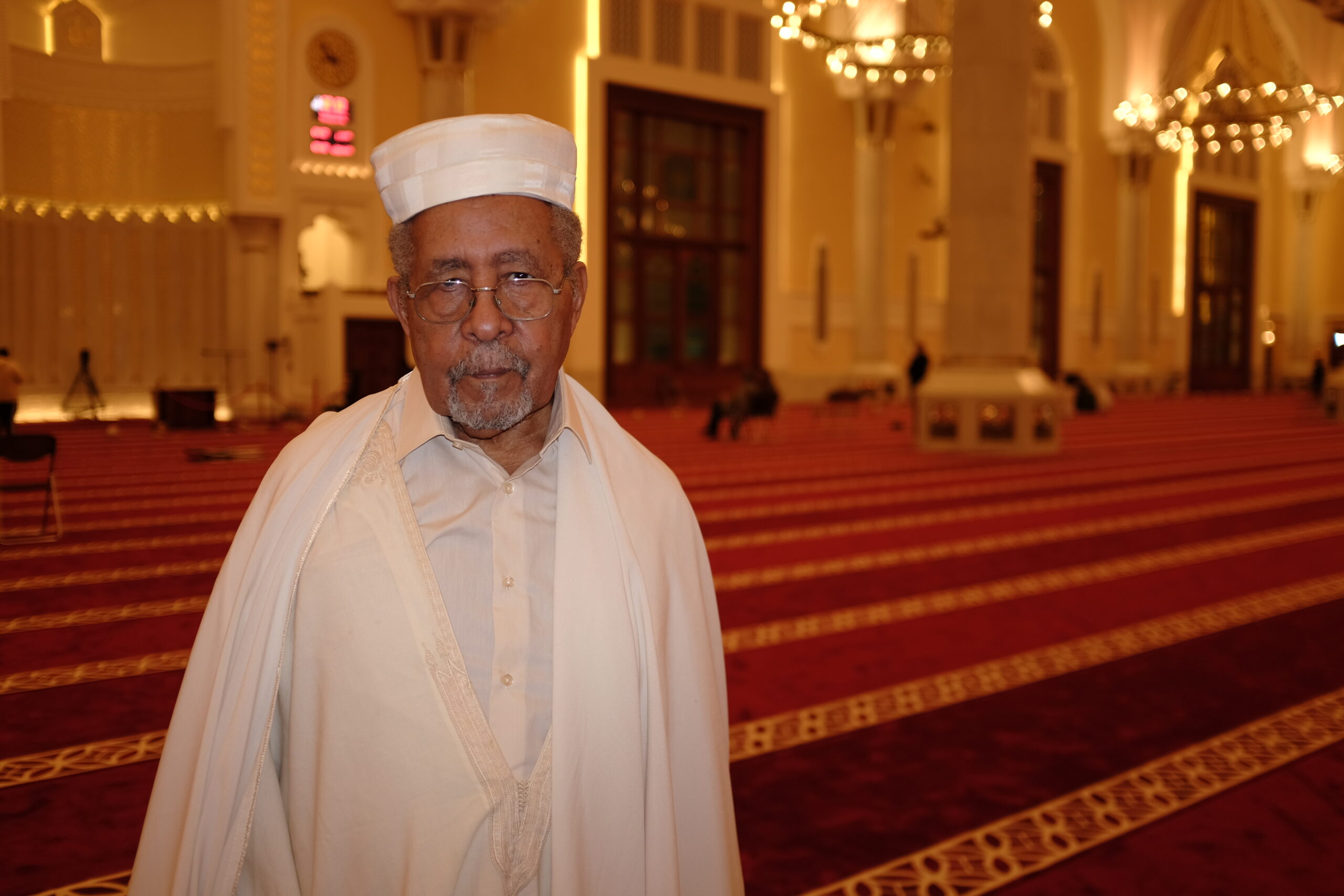 الشيخ عبد الرزاق قسوم في قطر