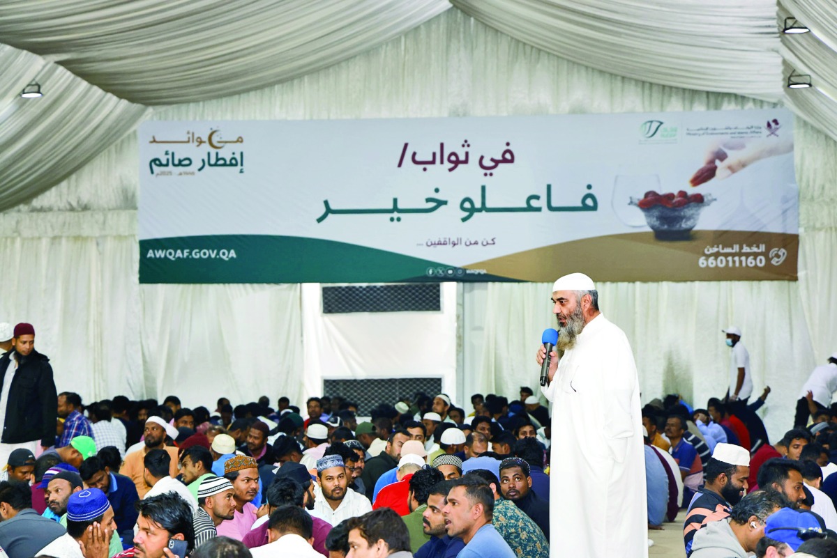 إفطار صائم لإطعام 300 ألف شخص