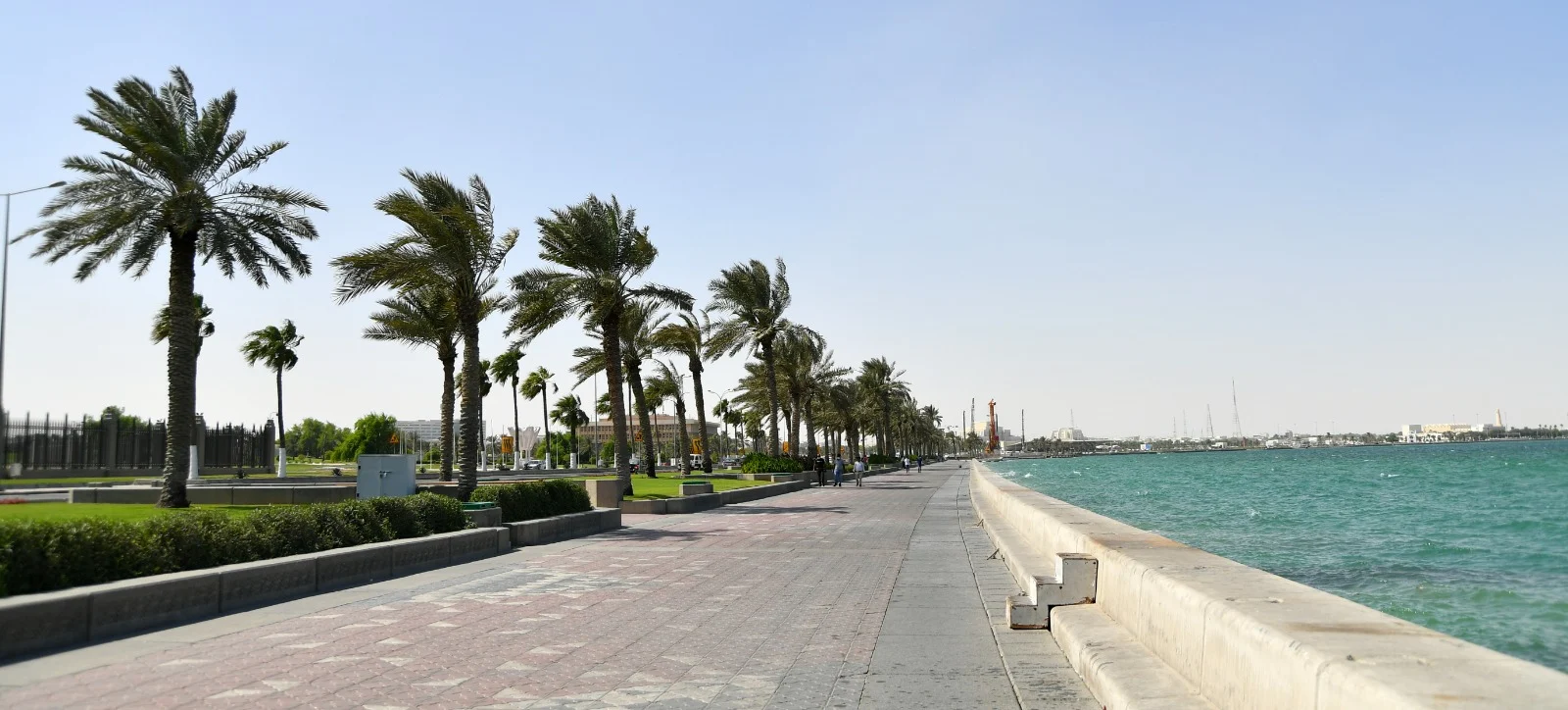 استمرار الرياح القوية في قطر 