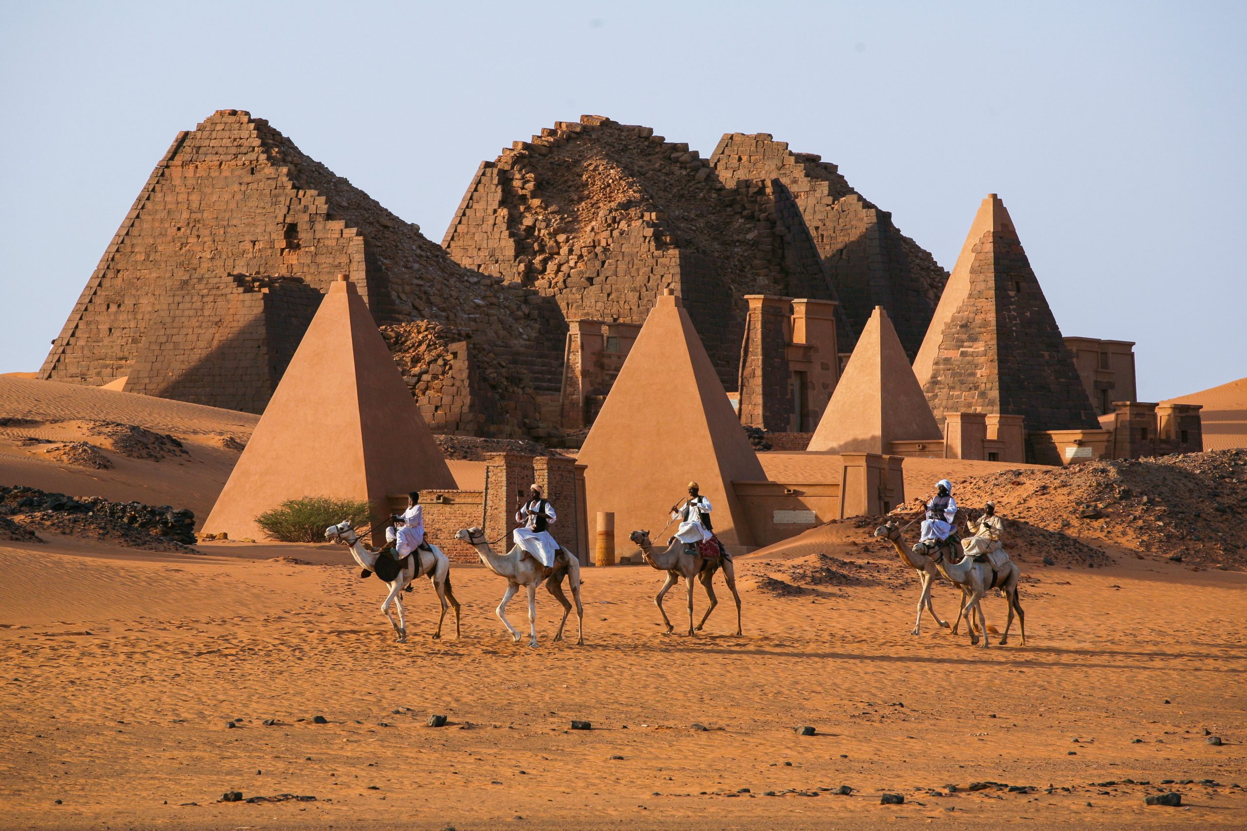قطر تحمي أهرامات السودان