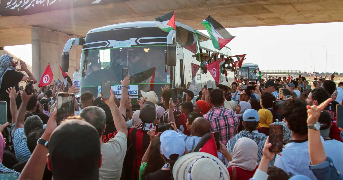 مصر ترفض عبور قافلة الصمود