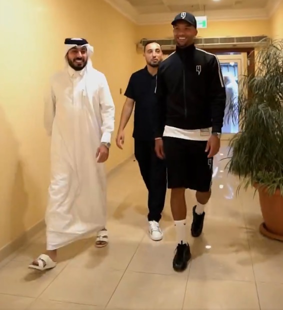 المدافع الجامايكي ماسون هولغات