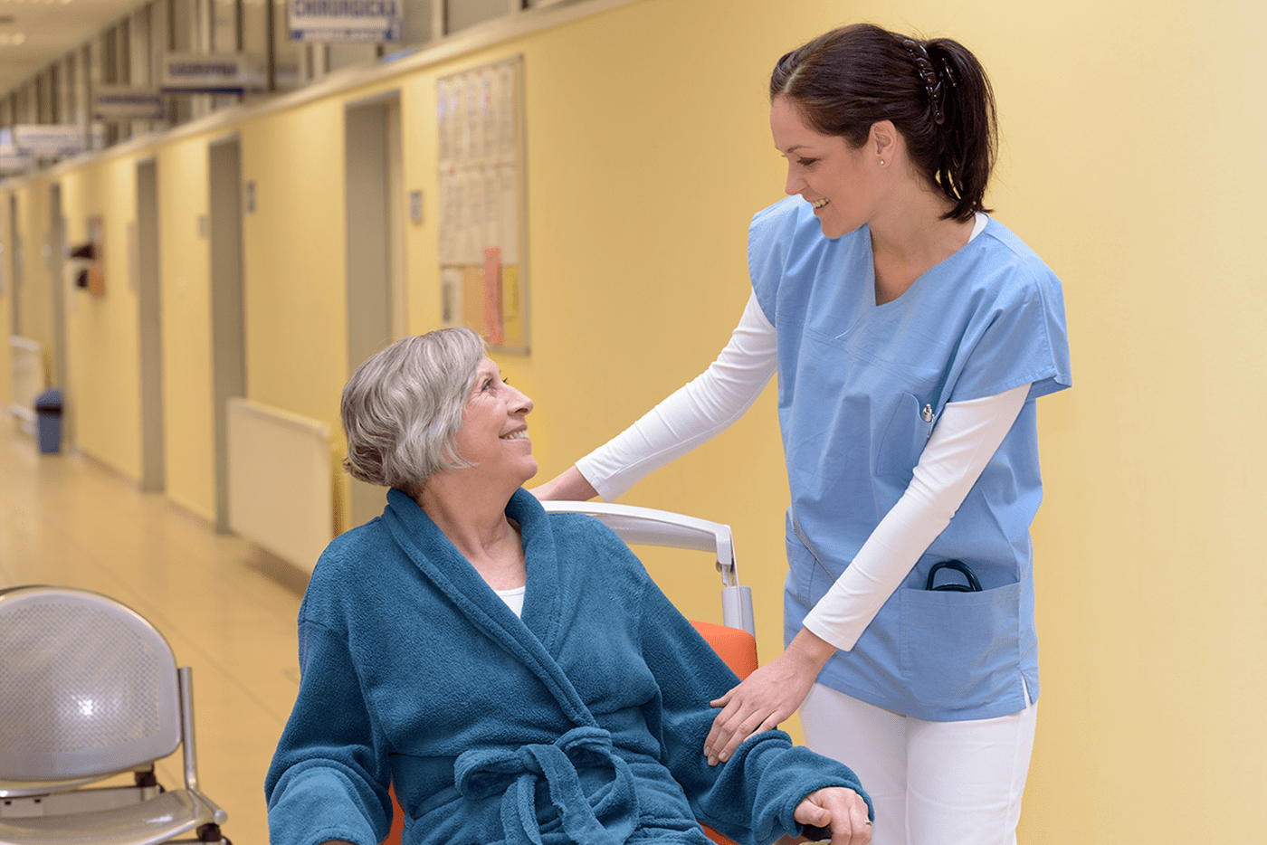 المسنين في قطر