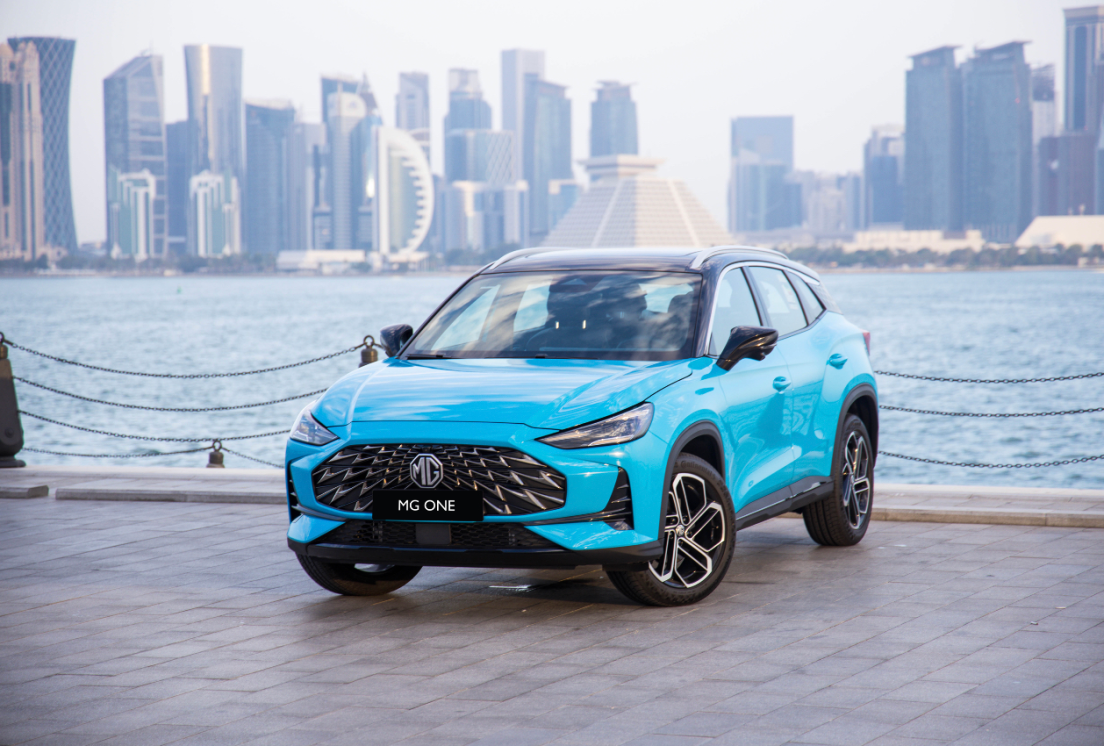 مليون دولار سعر رقم ثلاثي للوحة سيارة بمزاد في قطر