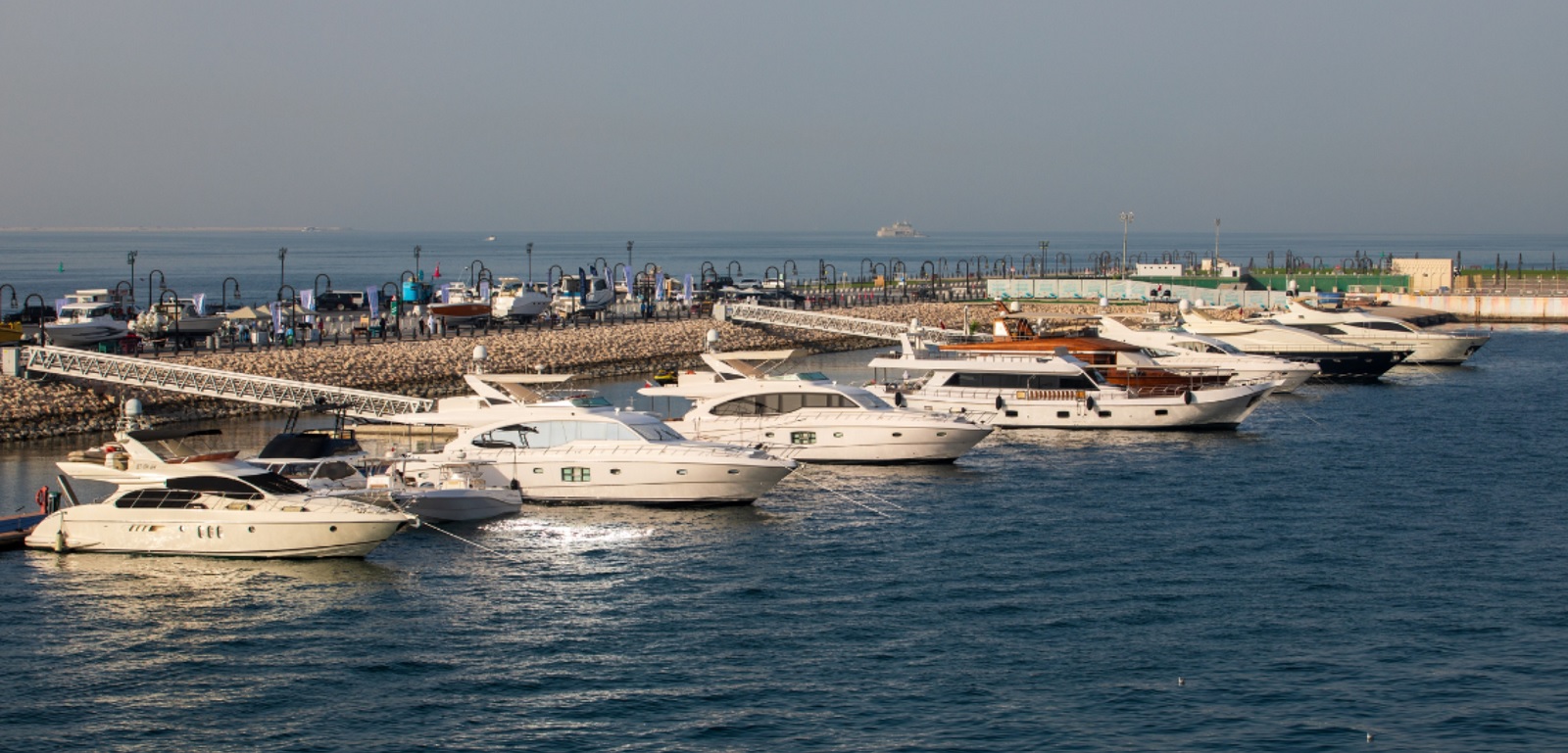 كل ما تريد معرفته عن خدمة "مينا - لينك" البحرية في قطر