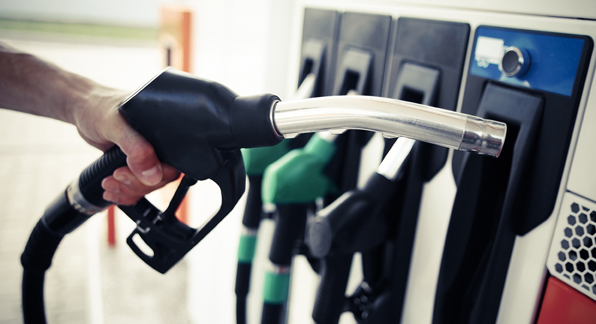 أرخص أسعار البنزين في الدول العربية 2025