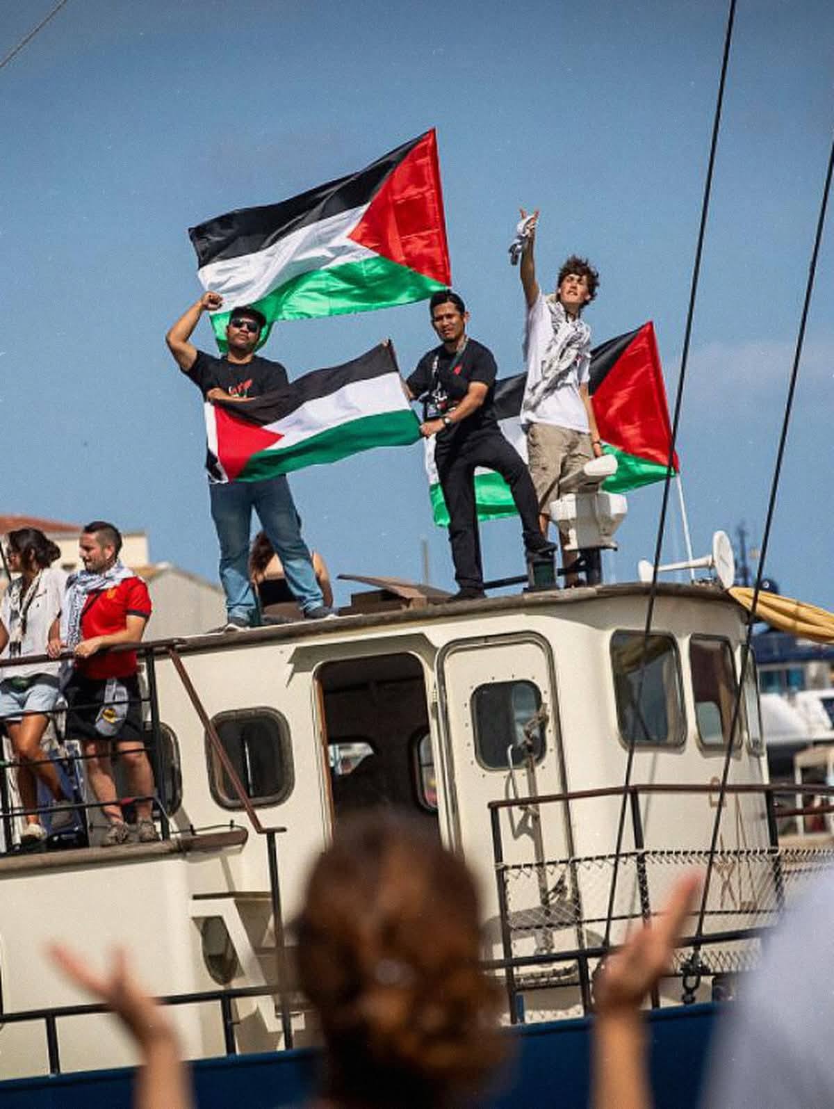 أسطول الصمود من برشلونة إلى غزة