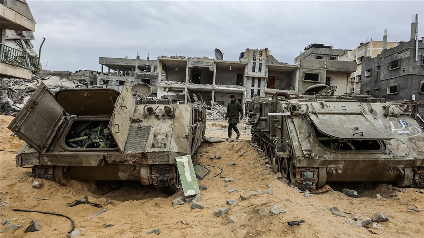 دبابات للبيع في غزة.. بقايا آليات إسرائيلية ودمار هائل بعد وقف إطلاق النار بغزة