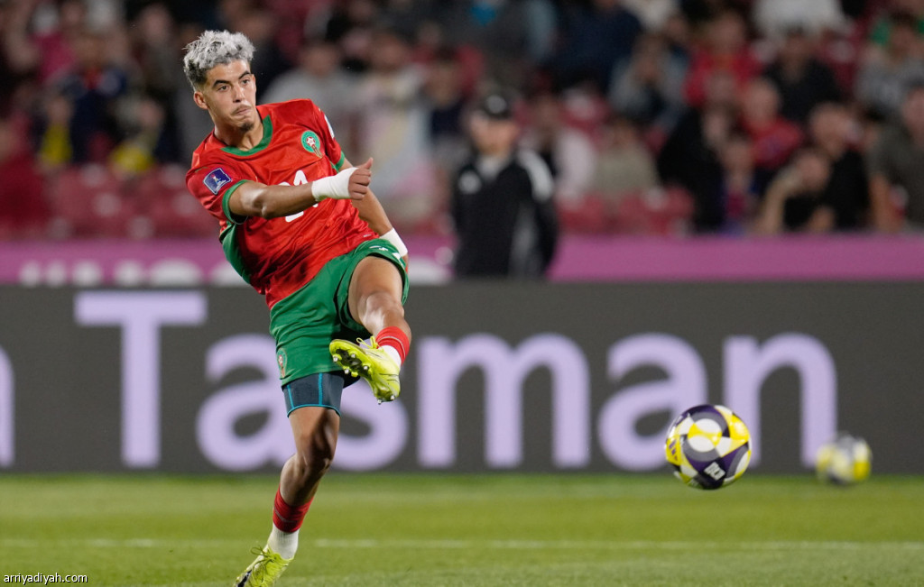 النجم المغربي ياسر زبيري