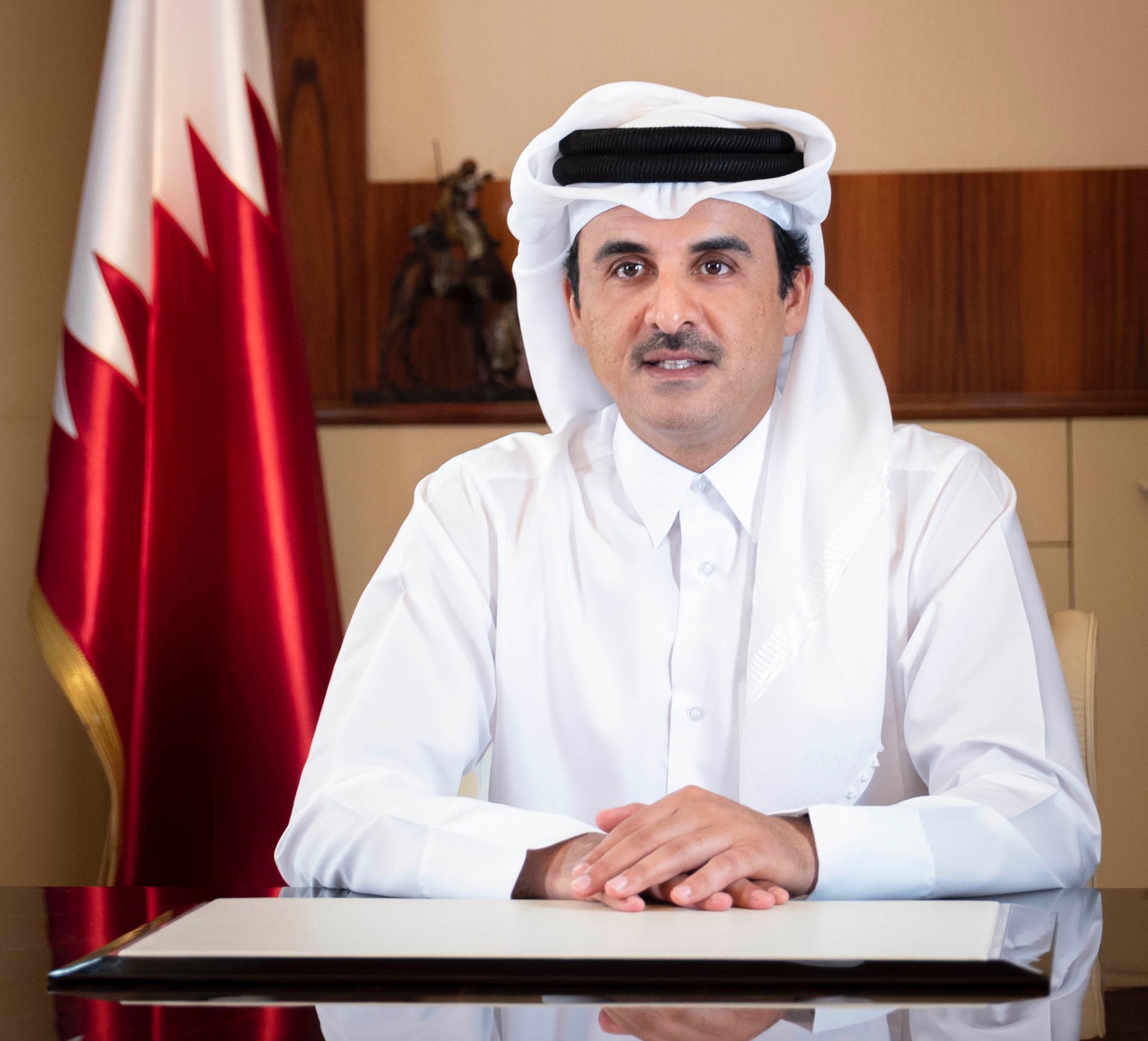 تصريحات أمير قطر حول توقف ترامب في الدوحة