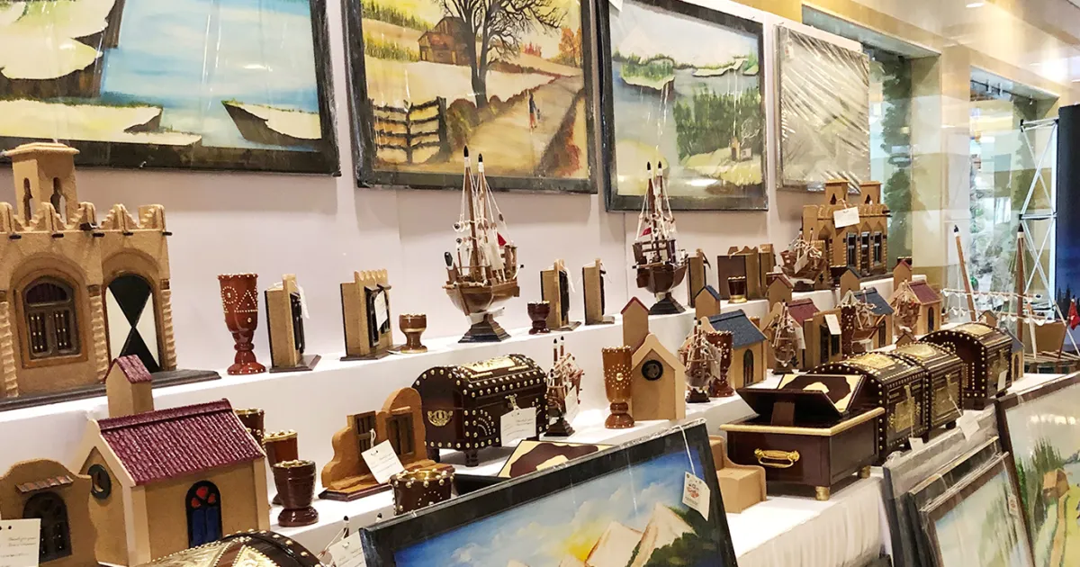 منتجات نزلاء السجون معروضة للبيع