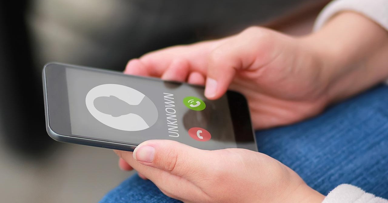 تحذير عاجل من المكالمات الاحتيالية وانتحال هويات مزودي الاتصالات