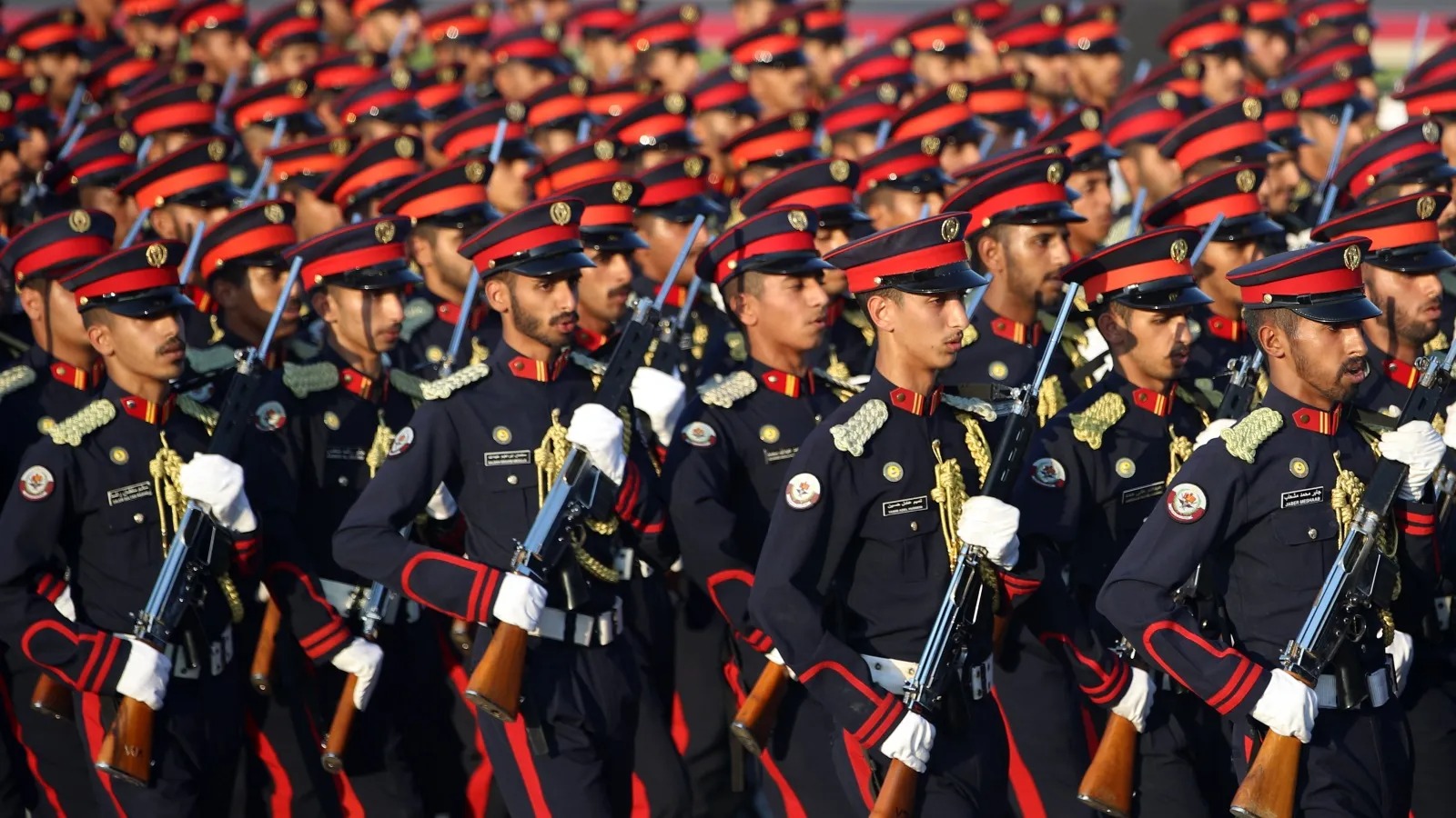 تعرف على مواعيد فتح وإغلاق أبواب الدخول للجمهور لمشاهدة المسير الوطني