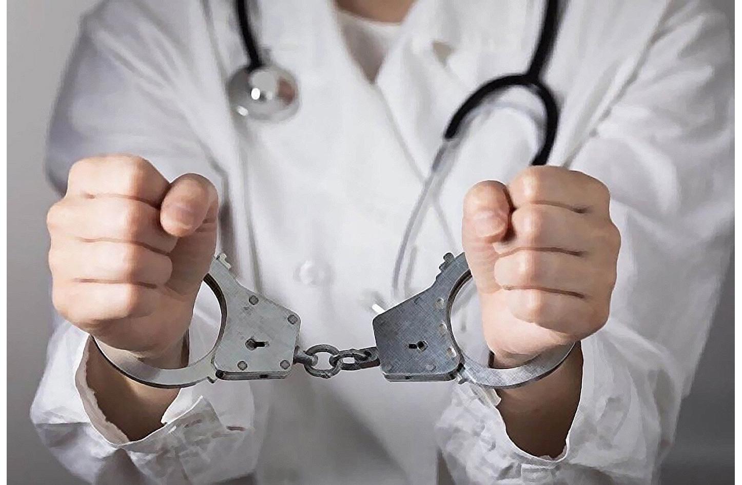 حبس طبيب جراحة تجميل ومدير مركز طبي