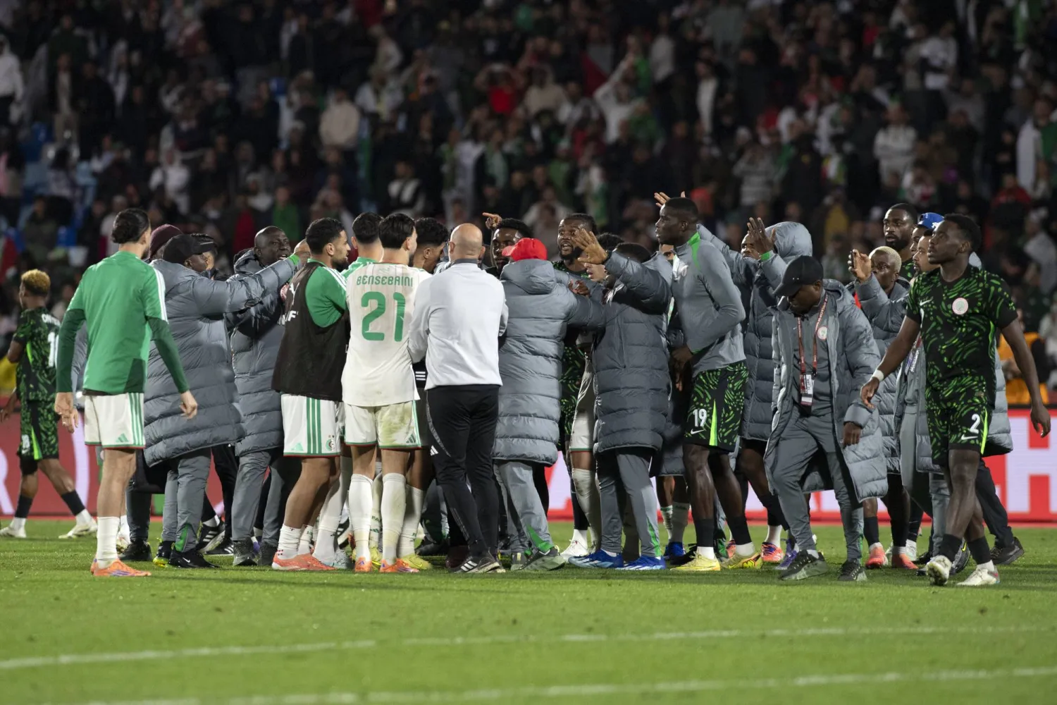 جدل تحكيمي وسلوكيات مرفوضة تدفع الكاف لفتح تحقيق رسمي