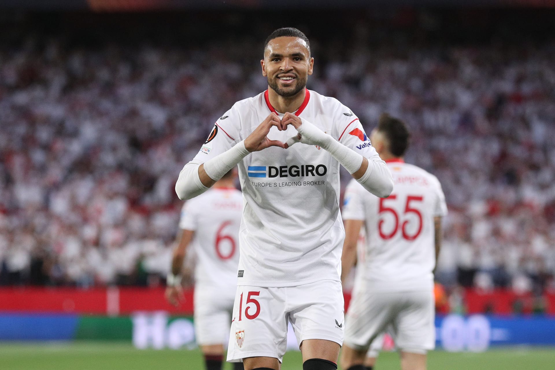 المهاجم المغربي يوسف النصيري