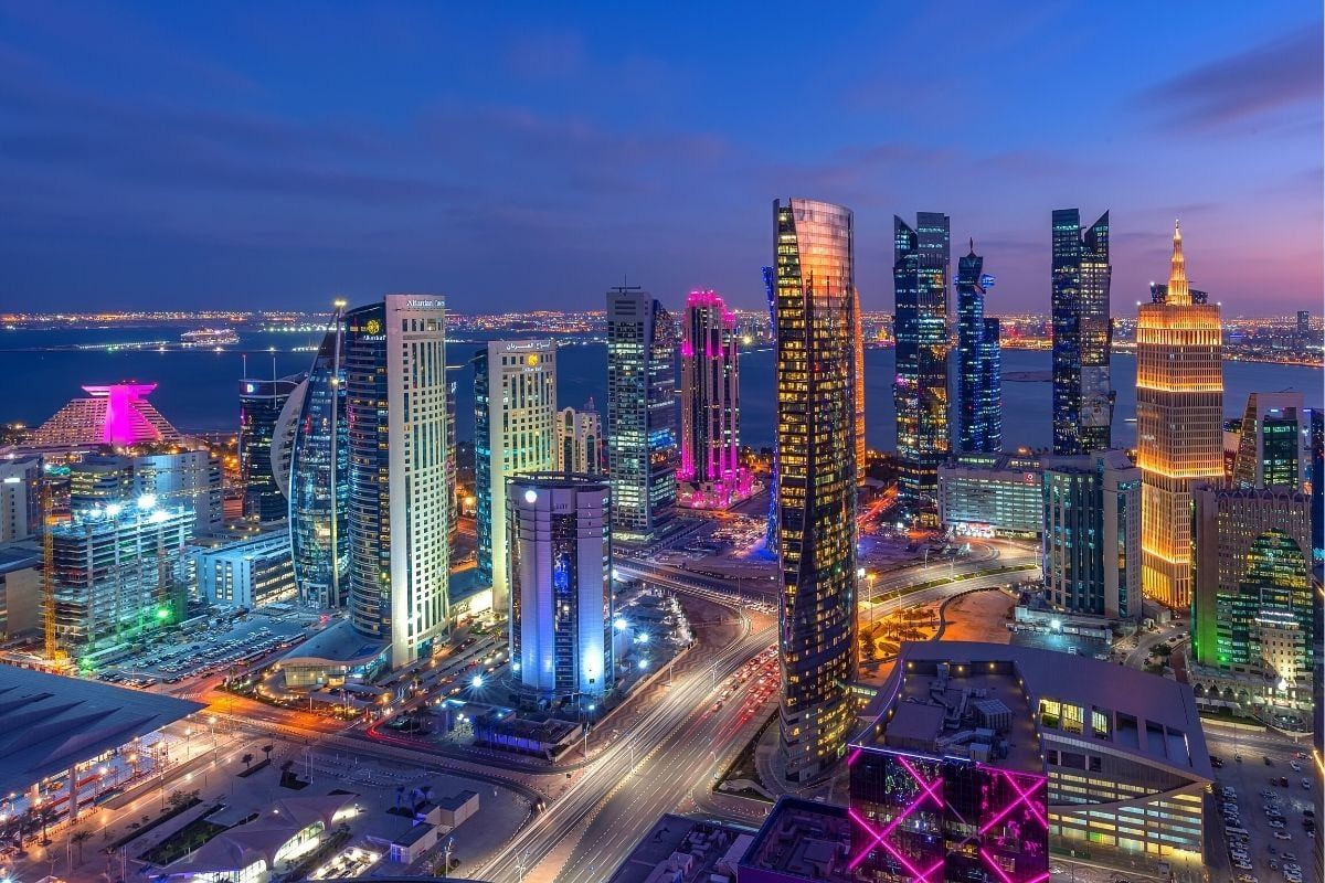 قطر تعلن تمديد إقامة بعض النزلاء في المنشآت الفندقية وتحمل التكاليف