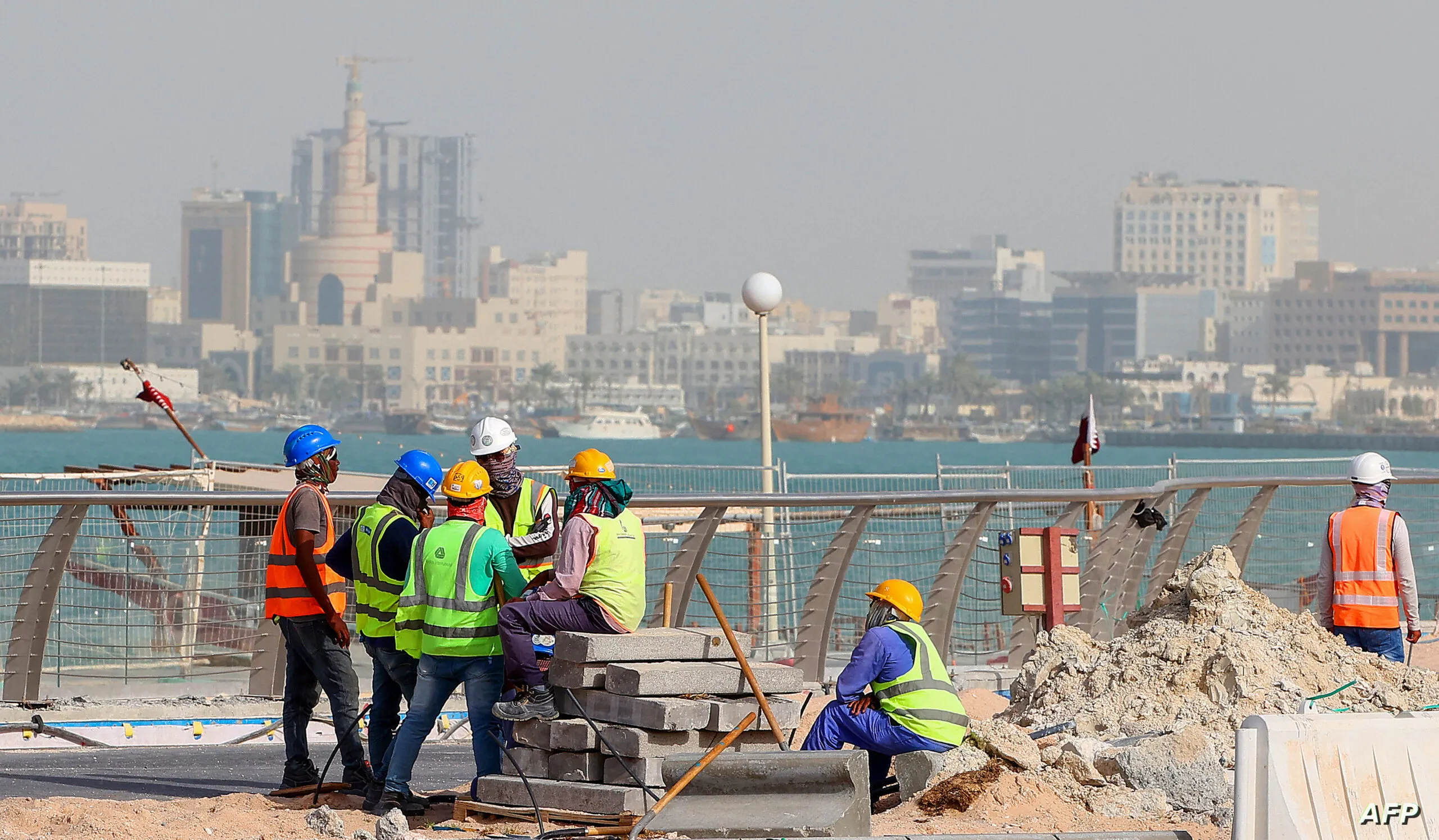 العمالة في قطر