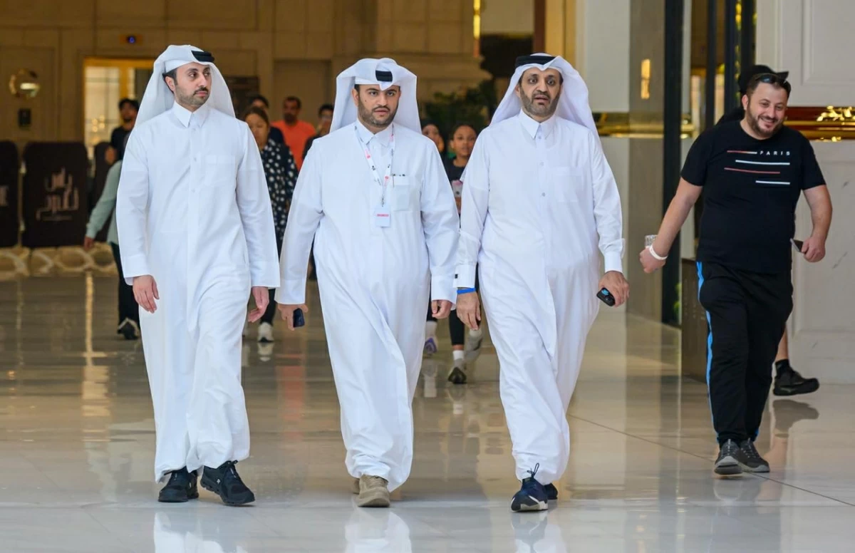 التعليم فوق الجميع